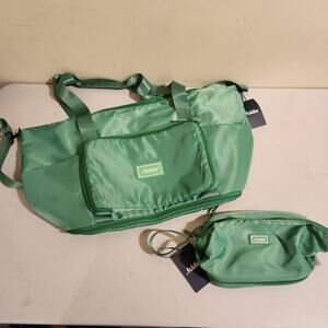 NWT Foldie Unisex Adults Original Foldable Travel Duffle Bag & Travel Bag Green